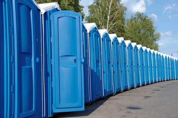 Best Portable restroom trailer rental  in Crockett, TX